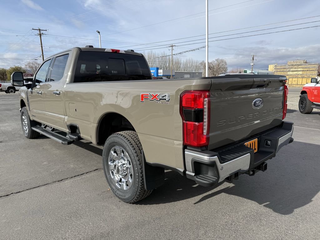New 2026 Ford F350 Lariat w/ Lariat Premium Package image 3