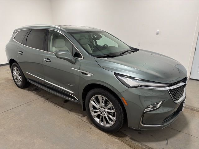 Used 2023 Buick Enclave Avenir w/ Avenir Technology Package image 3