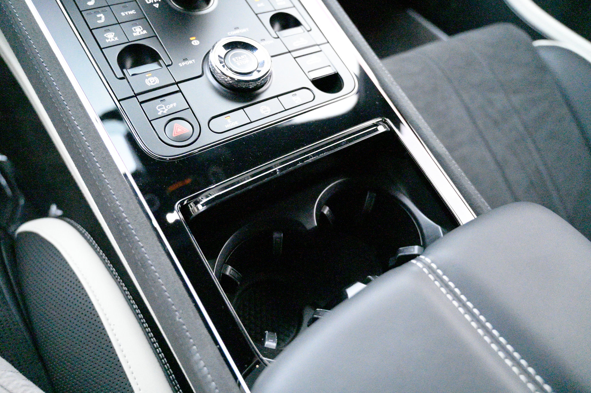 Used 2025 Bentley Continental GT Speed image 32