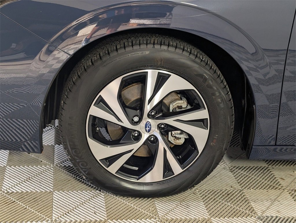Certified 2025 Subaru Legacy Premium image 5