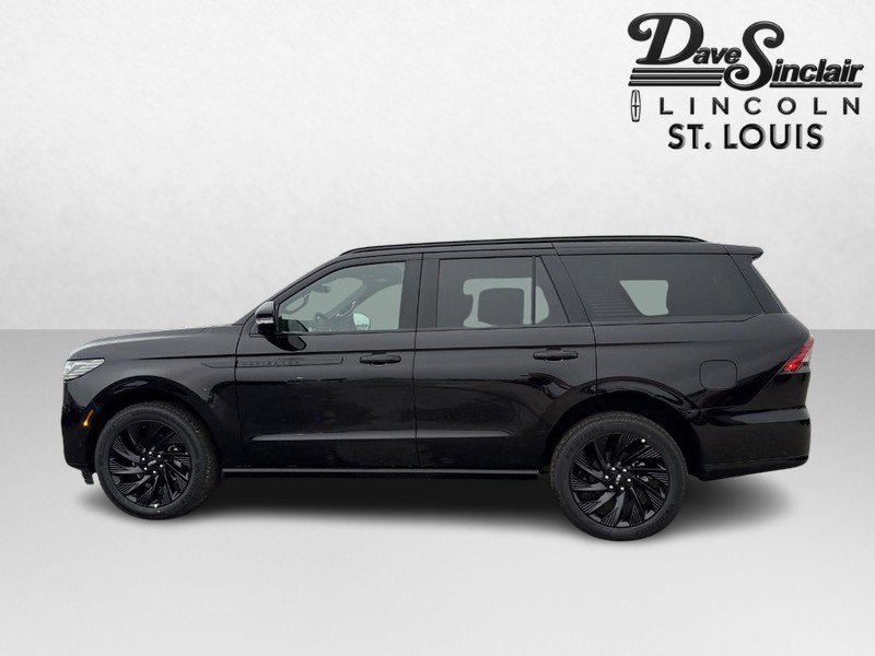 New 2025 Lincoln Navigator Reserve w/ Jet Appearance Package image 8