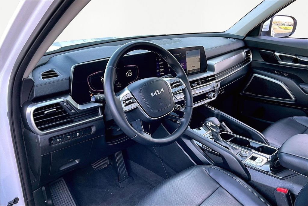 Used 2023 Kia Telluride S w/ S Sunroof Package image 12