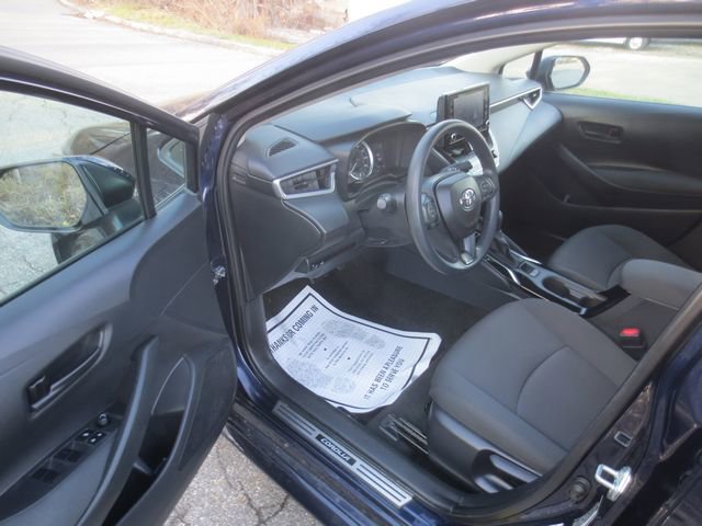 Used 2022 Toyota Corolla LE image 7