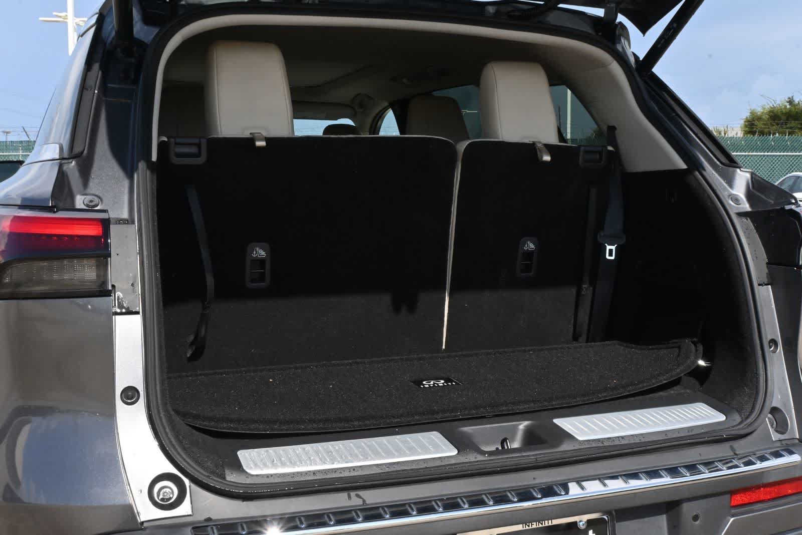 Certified 2023 INFINITI QX60 Sensory w/ Cargo Package FWD image 21