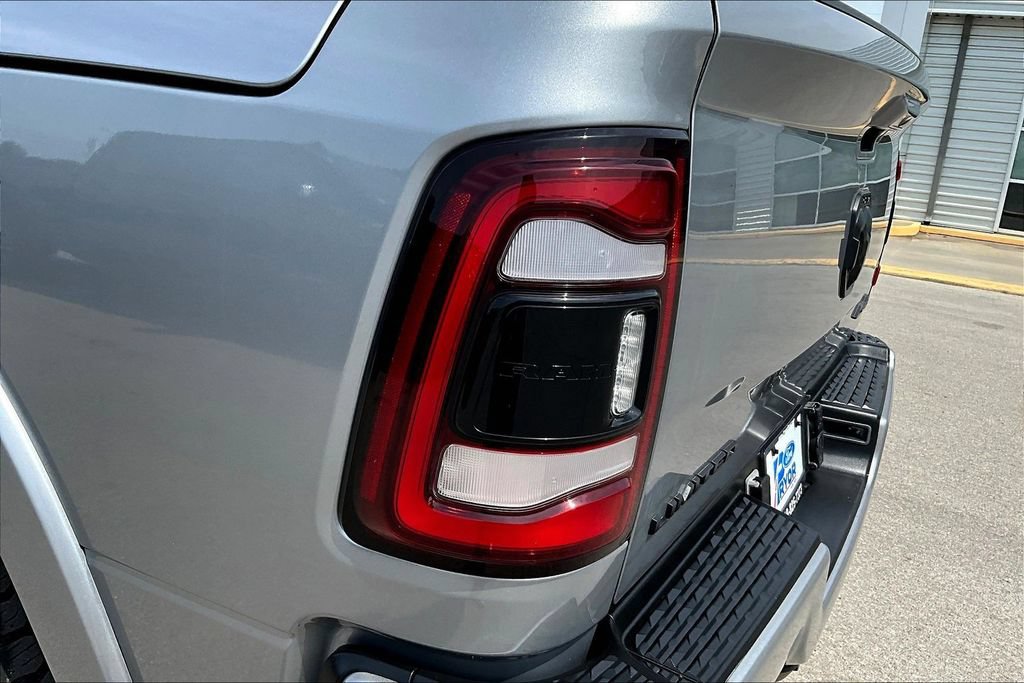 Used 2024 RAM 3500 Limited AWD/4WD image 33