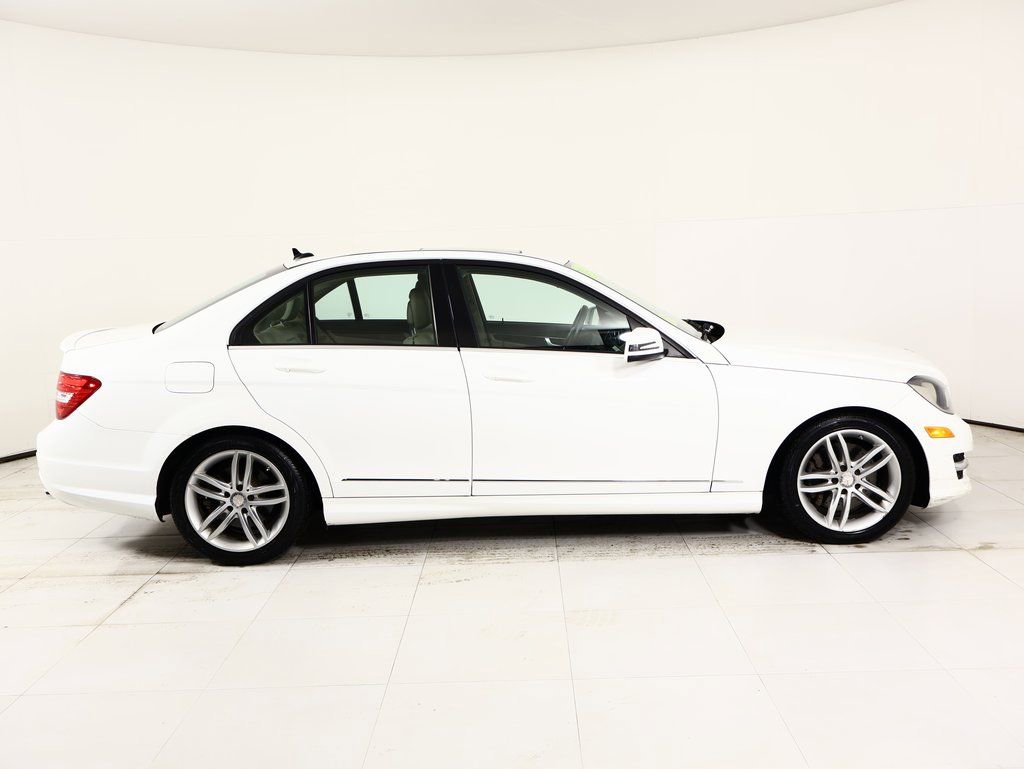 Used 2014 Mercedes-Benz C 300 4MATIC Sedan image 17