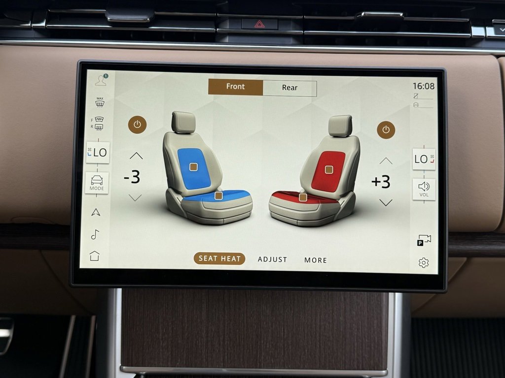 New 2025 Land Rover Range Rover SE image 24