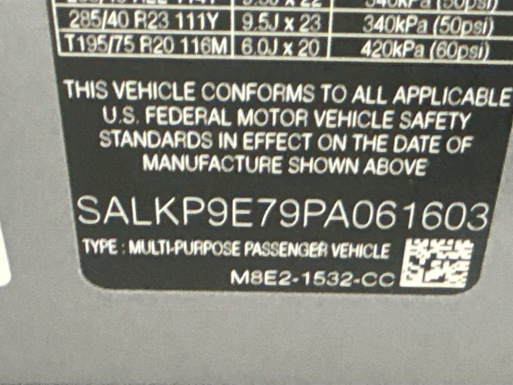 Certified 2023 Land Rover Range Rover SE AWD/4WD image 32