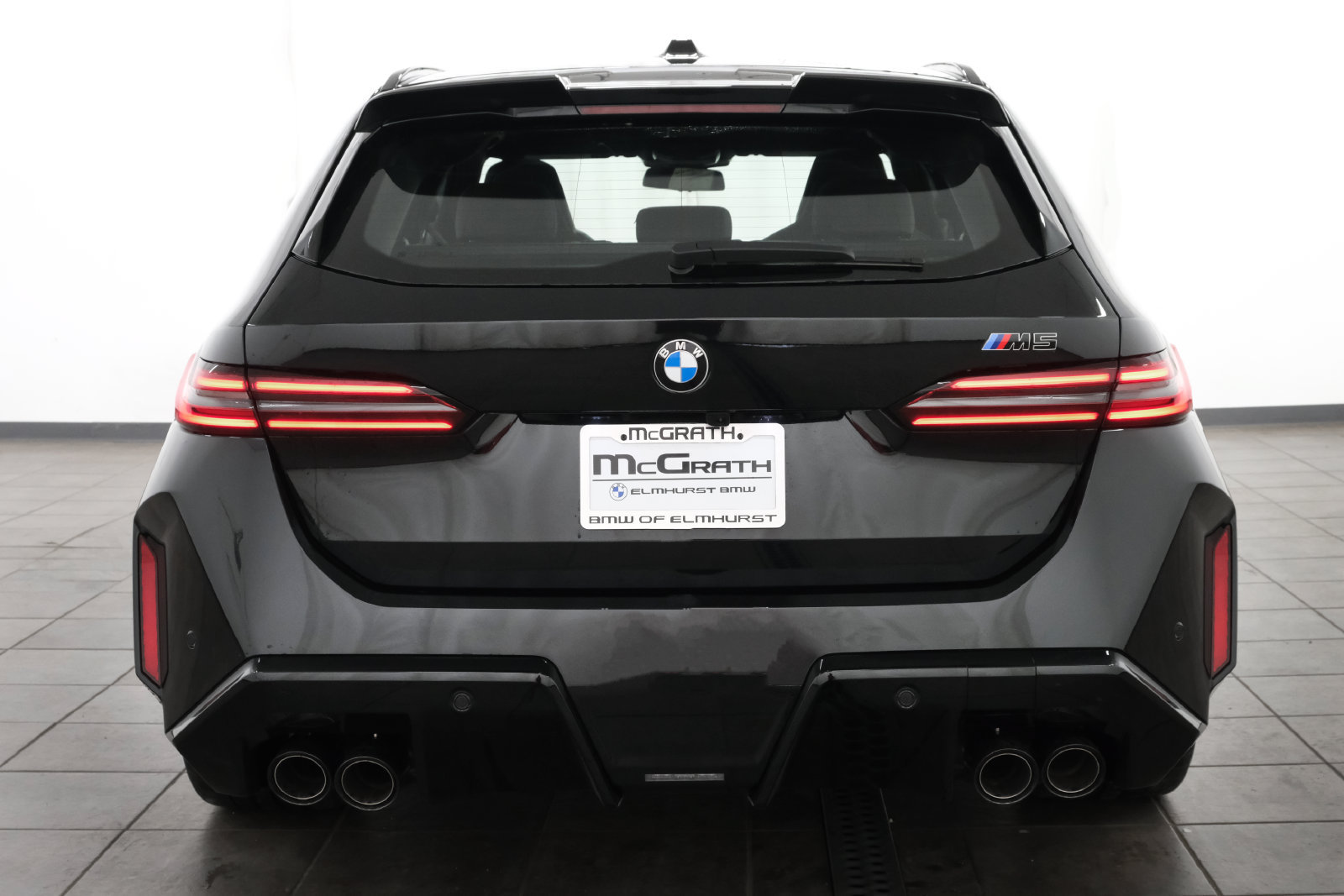 New 2027 BMW M5 Touring AWD/4WD image 5