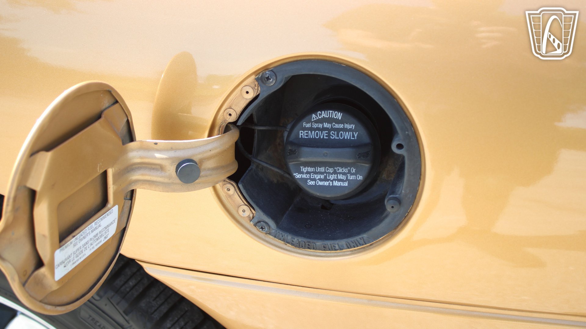 Used 1998 Chevrolet Camaro Z28 RWD image 40