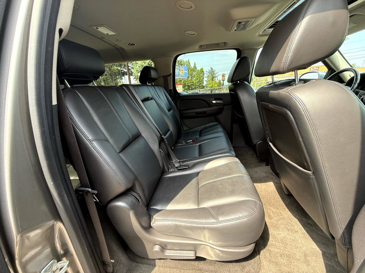 Used 2008 Chevrolet Suburban LTZ w/ LTZ Preferred Equipment Group image 18