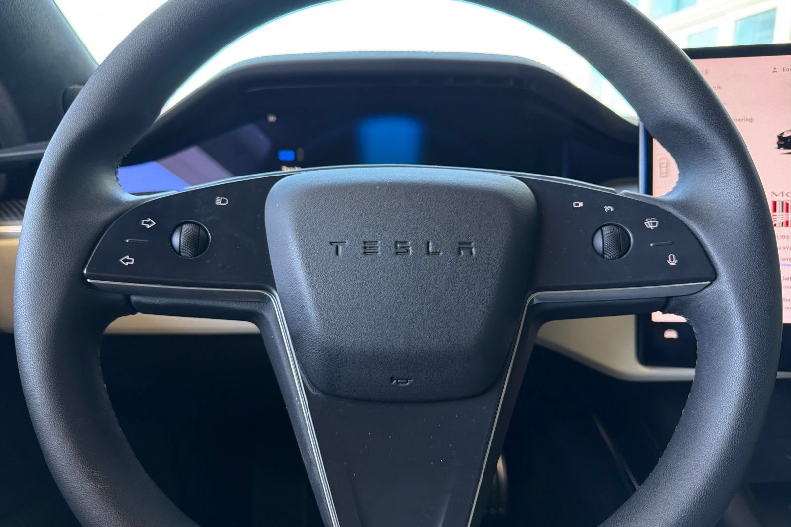 Used 2025 Tesla Model S Plaid AWD/4WD image 24
