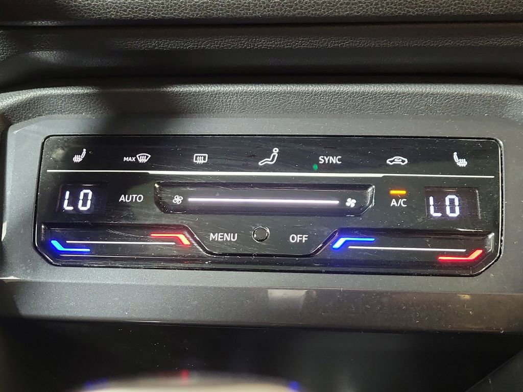 Used 2022 Volkswagen Tiguan SE R-Line AWD/4WD image 22