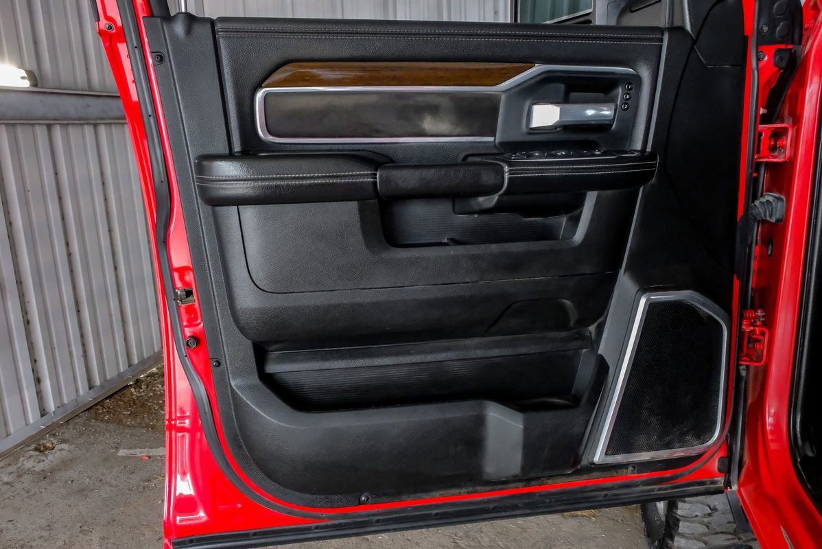 Used 2023 RAM 3500 Laramie AWD/4WD image 44