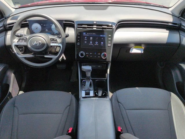 Certified 2024 Hyundai Tucson SE FWD image 15