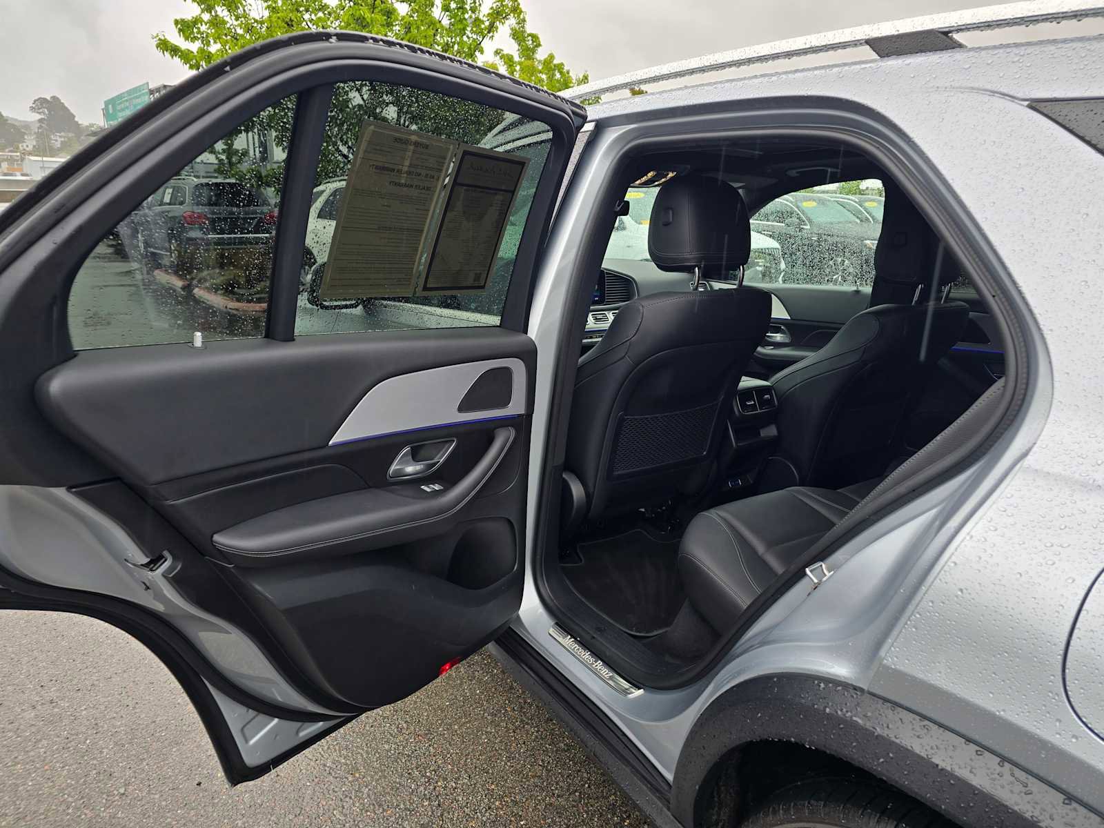 Used 2024 Mercedes-Benz GLE 450e 4MATIC image 17