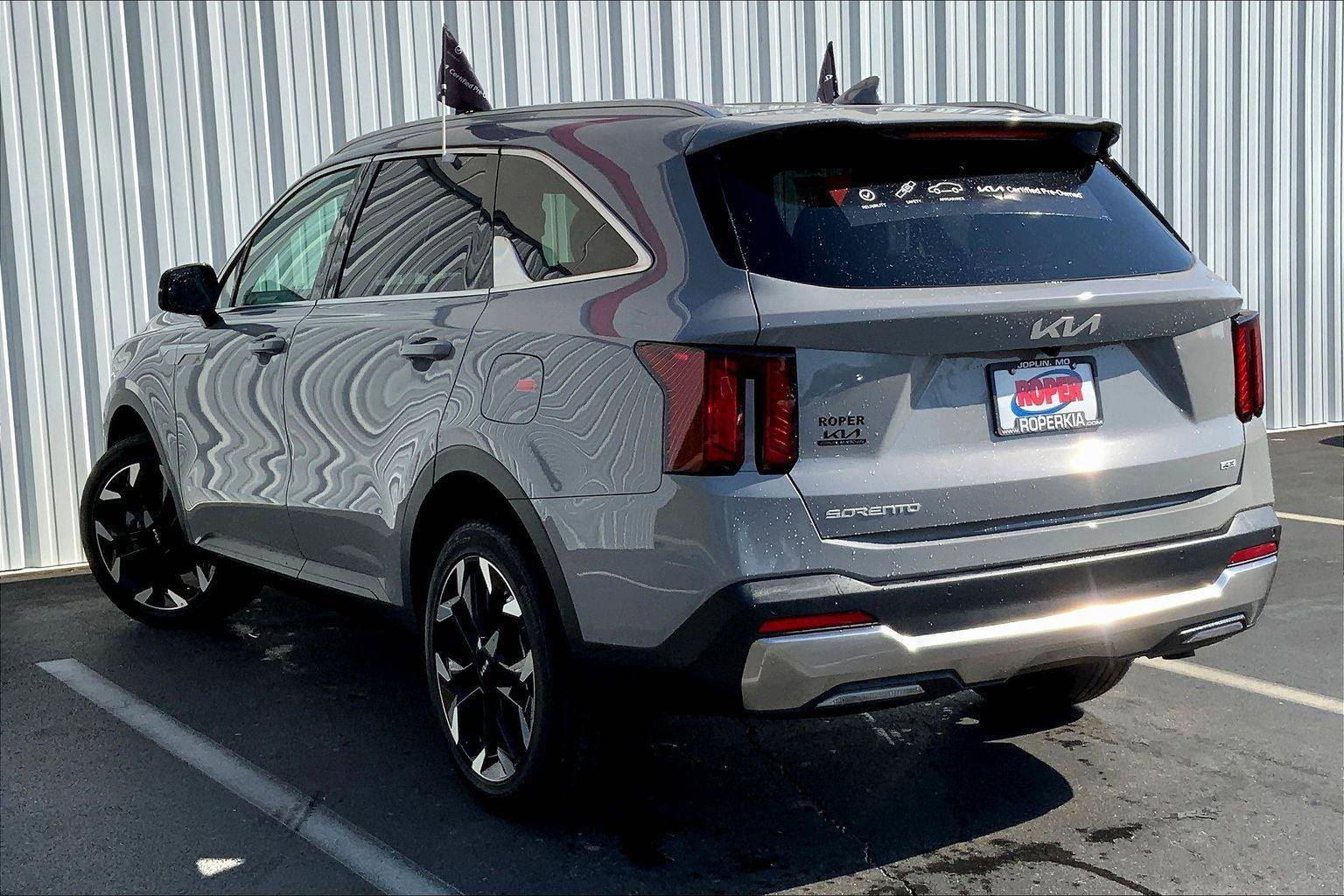 Used 2026 Kia Sorento EX AWD/4WD image 10