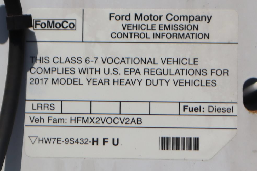 Used 2017 Ford F750 2WD Regular Cab Super Duty image 17