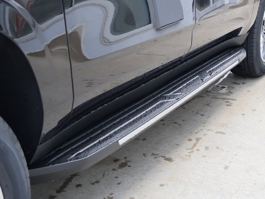 New 2026 Chevrolet Suburban LS image 33