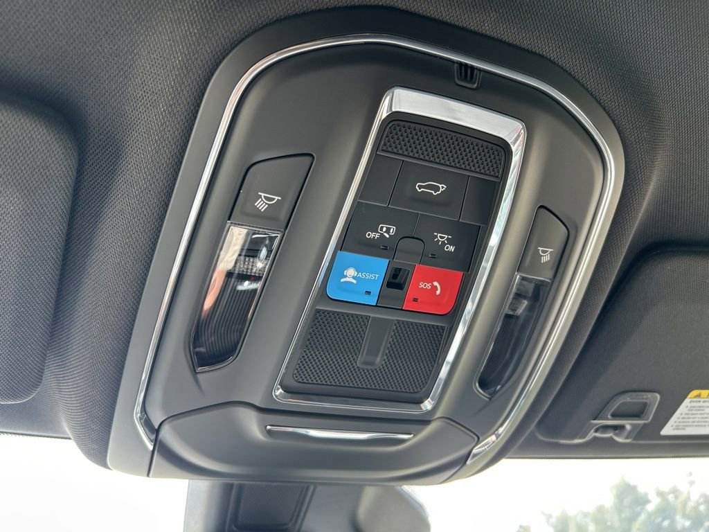 Used 2024 Jeep Grand Cherokee L Laredo w/ Luxury Tech Group I image 41