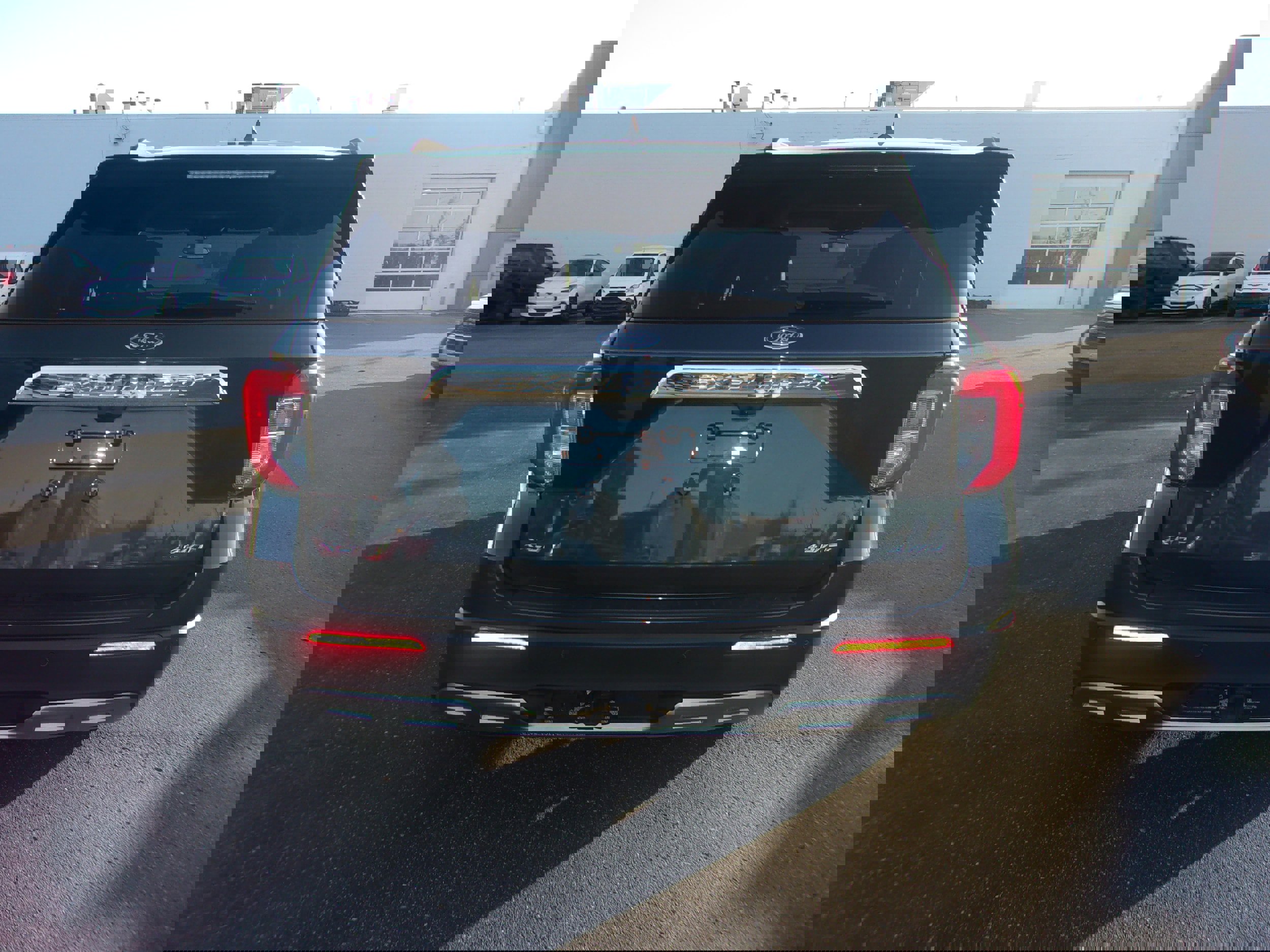 Certified 2023 Ford Explorer XLT w/ Equipment Group 202A image 4