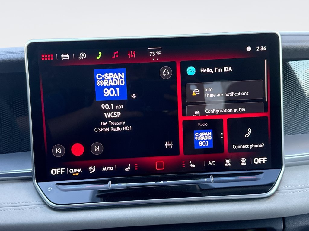 New 2026 Volkswagen Tiguan SE FWD image 12