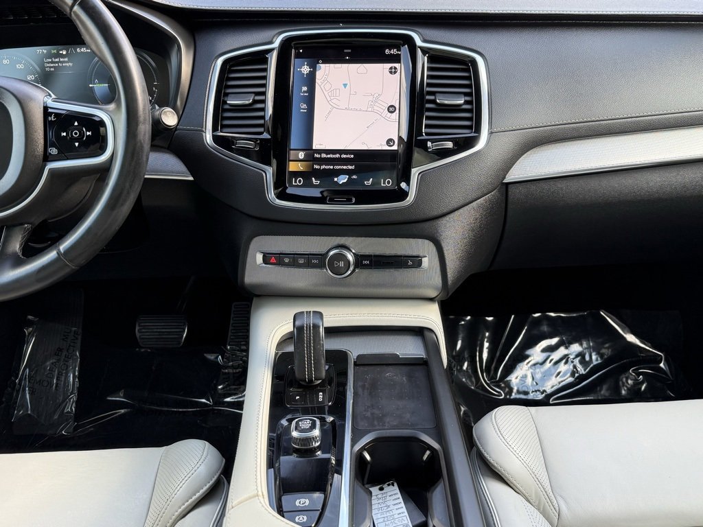 Used 2022 Volvo XC90 T8 R-Design w/ Advanced Package image 27