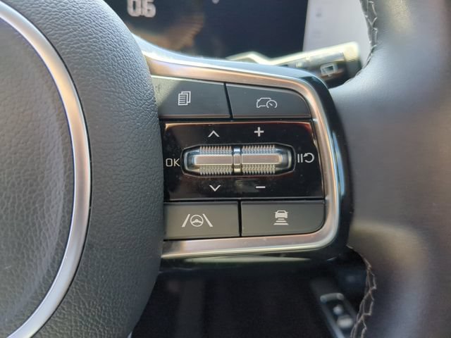 Used 2025 Kia Sorento S AWD/4WD image 30
