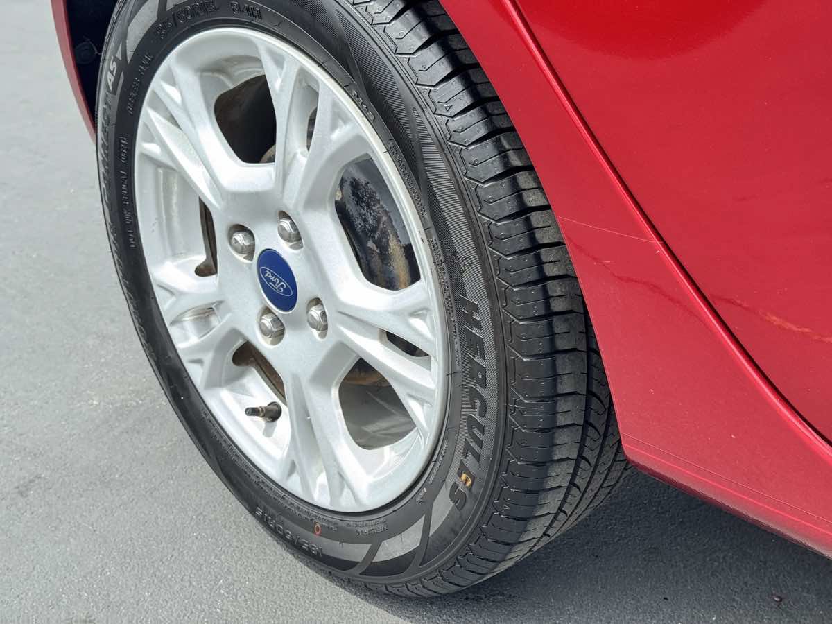 Used 2016 Ford Fiesta SE FWD image 20