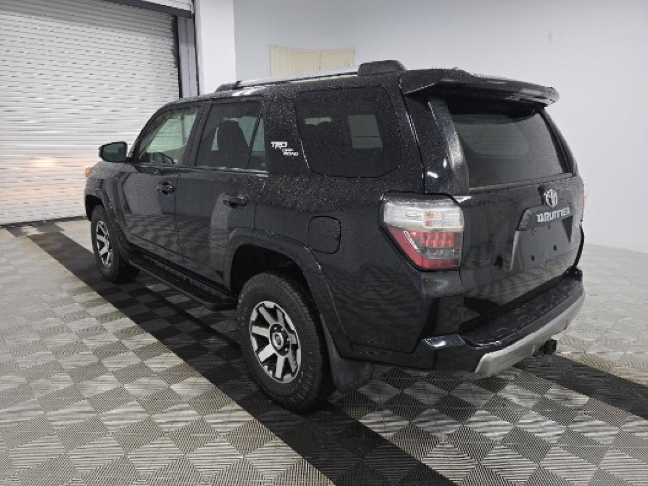Used 2017 Toyota 4Runner TRD Off-Road image 4