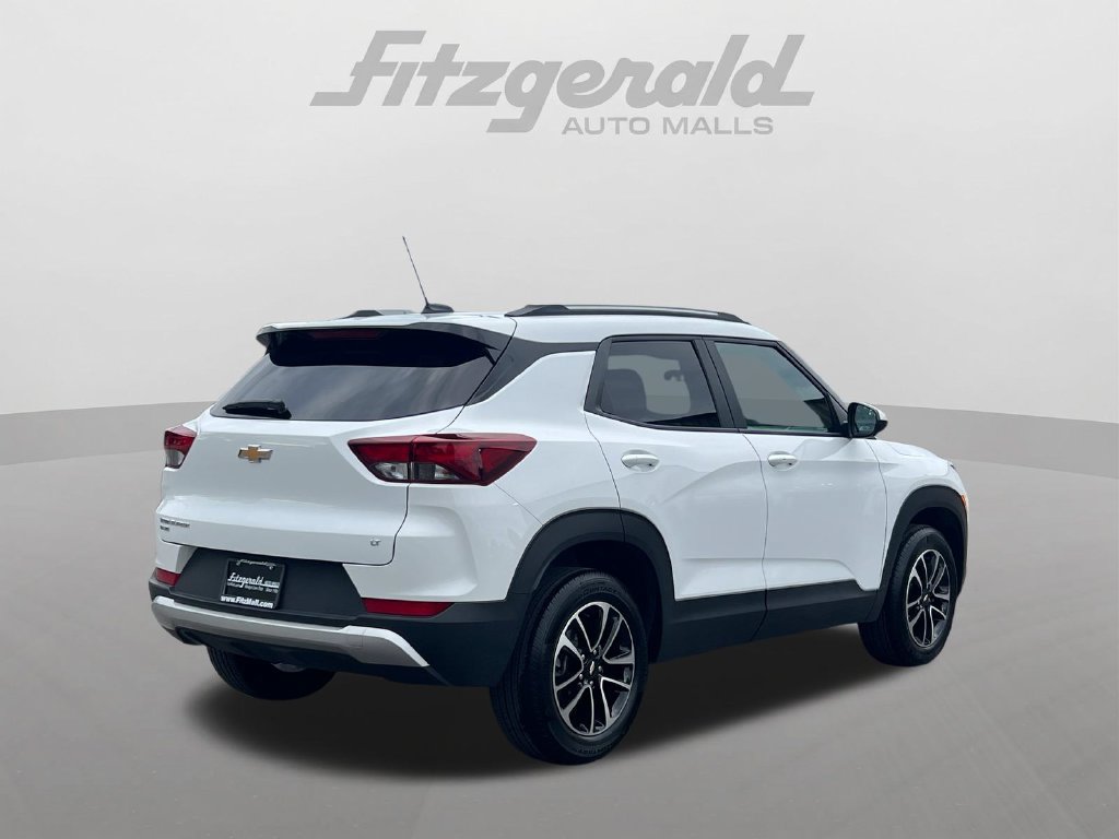 Used 2026 Chevrolet TrailBlazer LT AWD/4WD image 8