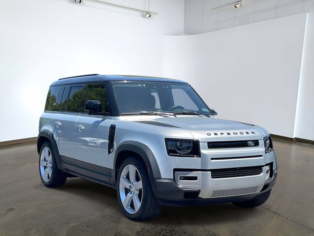 Certified 2024 Land Rover Defender 110 SE AWD/4WD image 3