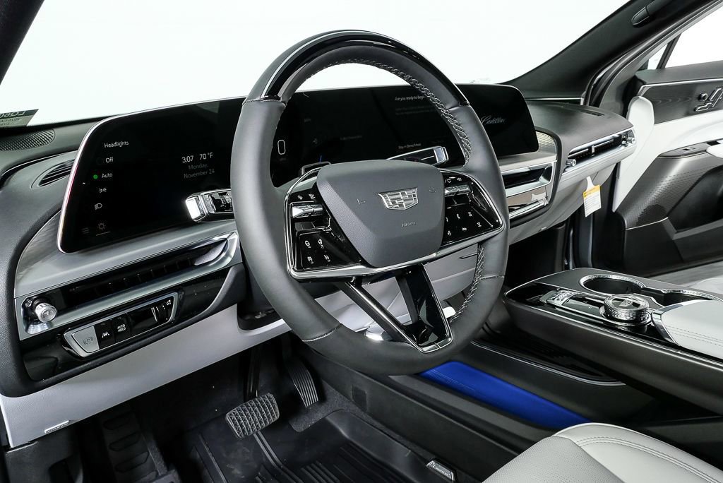 New 2026 Cadillac Lyriq Sport image 4