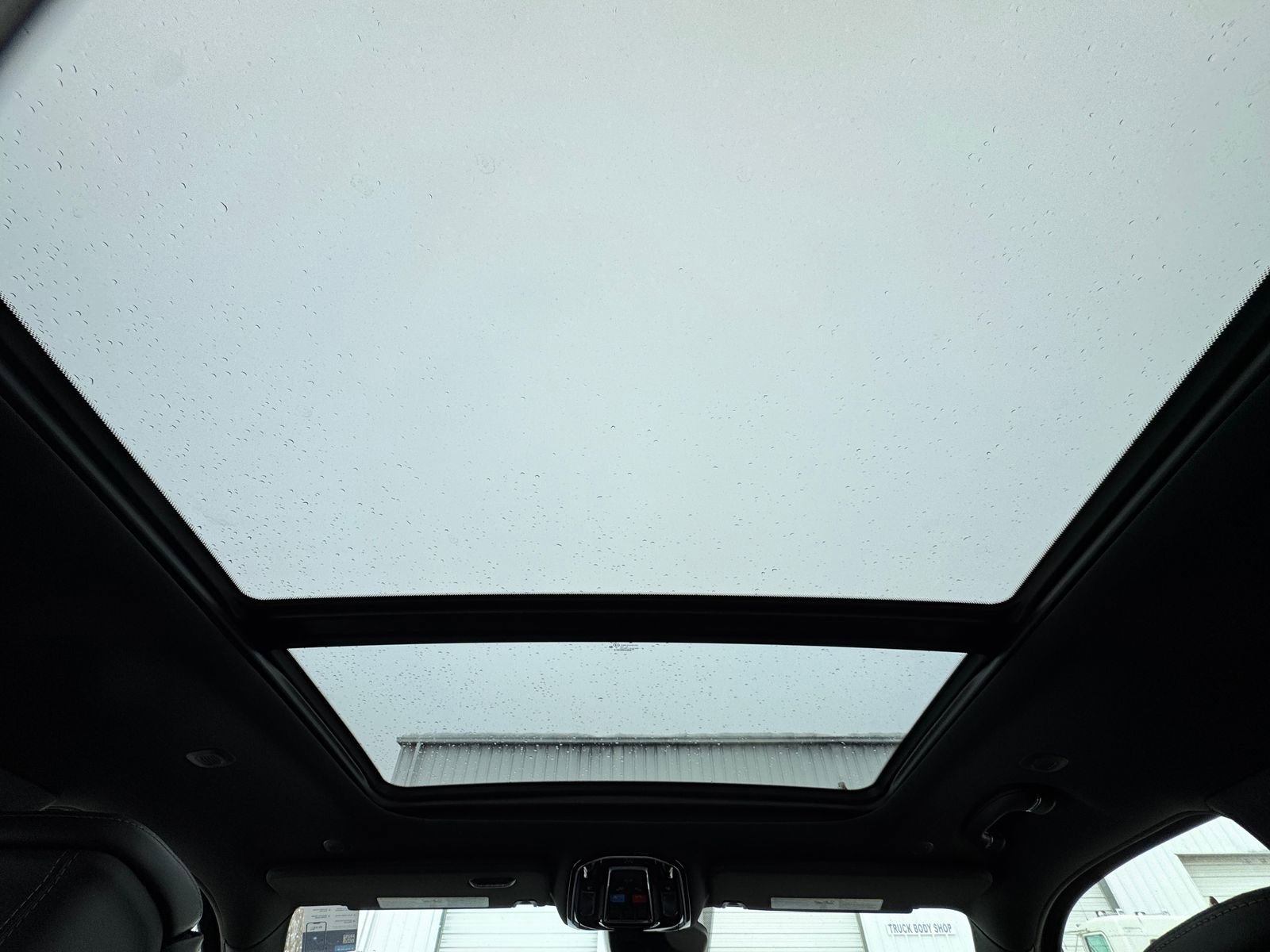 New 2026 Jeep Grand Wagoneer Summit image 28