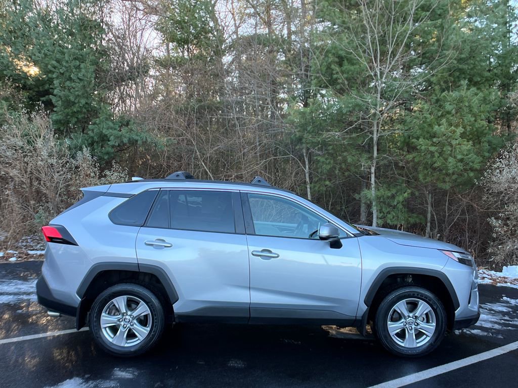Used 2023 Toyota RAV4 XLE w/ Convenience Package image 6