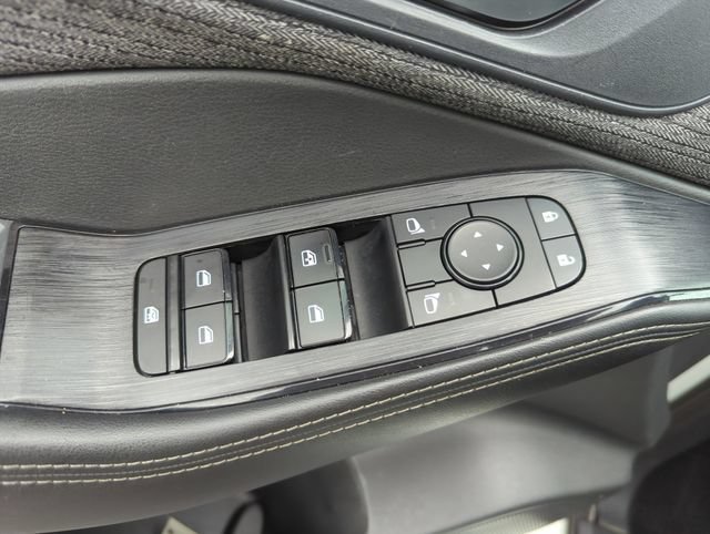 Certified 2021 Nissan Rogue SV FWD image 33