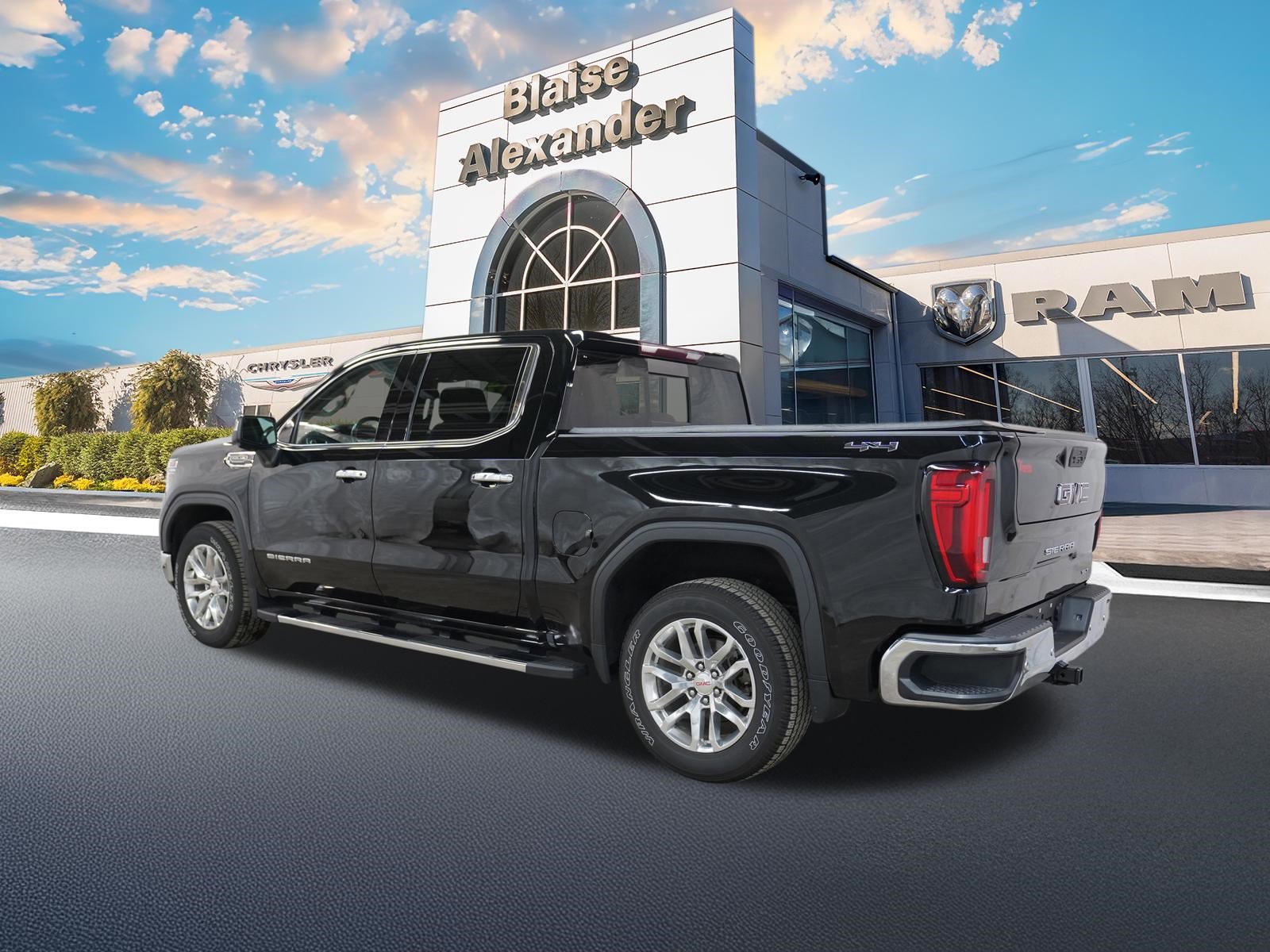Used 2019 GMC Sierra 1500 SLT w/ SLT Premium Plus Package image 10