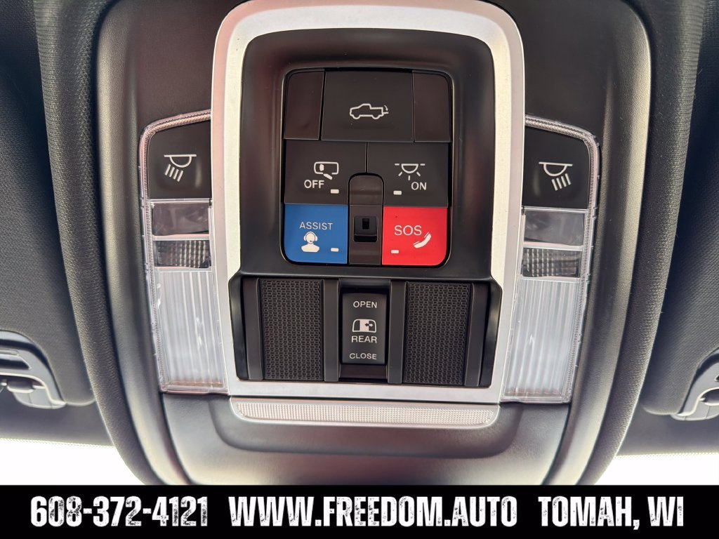Used 2023 RAM 1500 Laramie AWD/4WD image 23