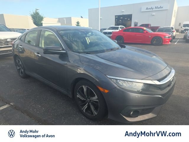 Used 2018 Honda Civic Touring image 2