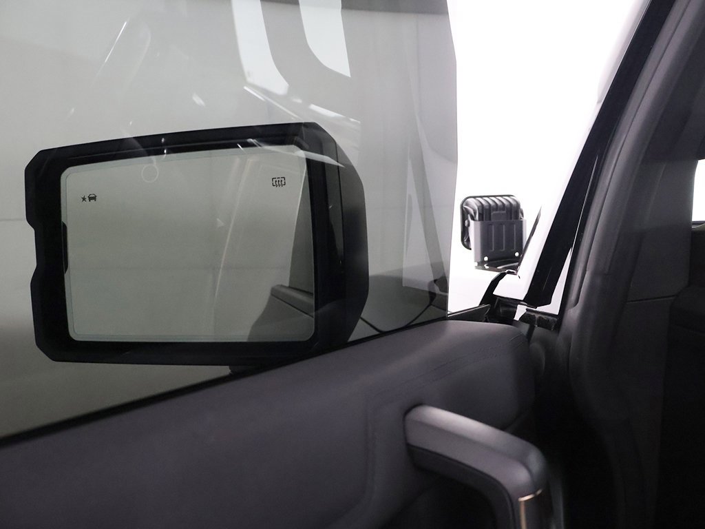 Used 2024 GMC Hummer EV 3X w/ LPO, Illumination Package image 36