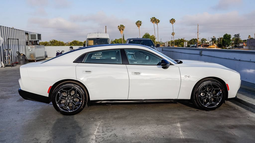 New 2026 Dodge Charger R/T w/ Blacktop Package AWD/4WD image 13