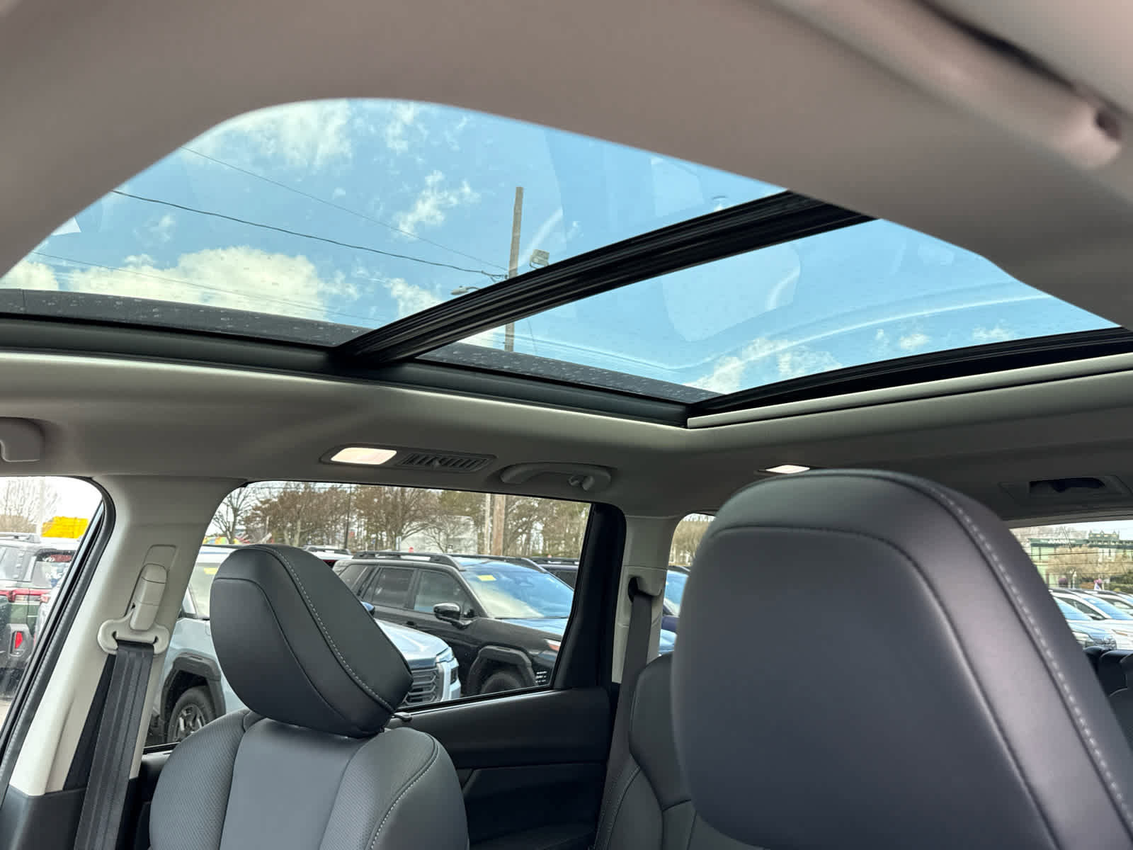 Certified 2025 Subaru Ascent Limited AWD/4WD image 10