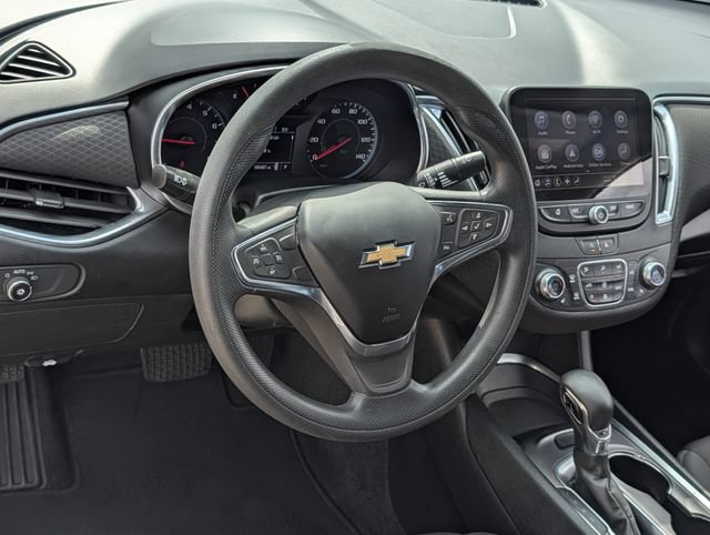 Used 2021 Chevrolet Malibu LT FWD image 15