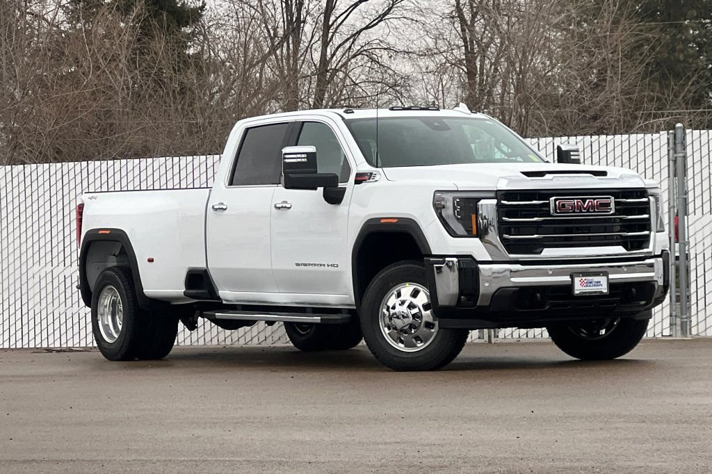 New 2026 GMC Sierra 3500 SLT w/ SLT Convenience Package AWD/4WD video 2