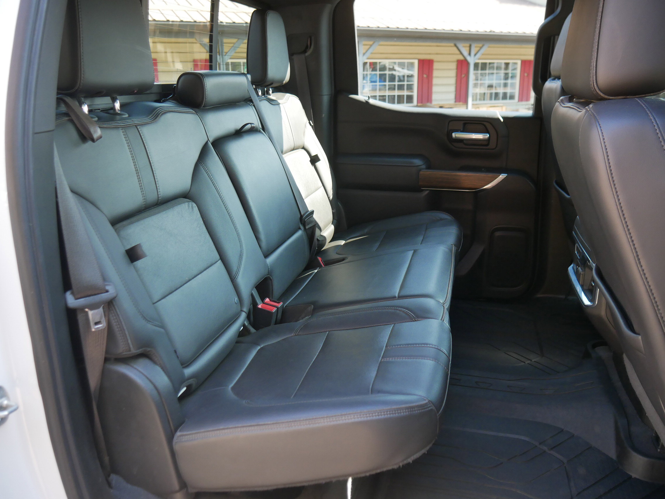 Used 2021 Chevrolet Silverado 1500 High Country w/ Technology Package image 30