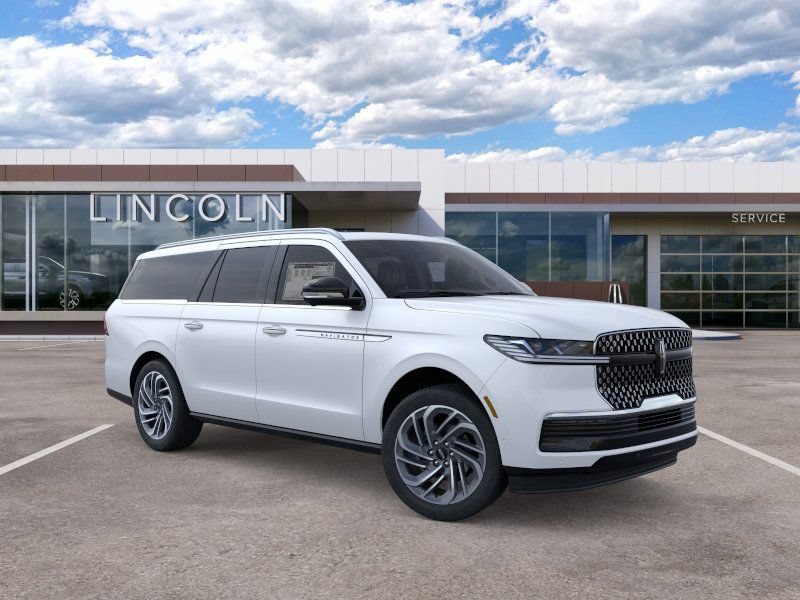 New 2026 Lincoln Navigator L Reserve AWD/4WD image 7