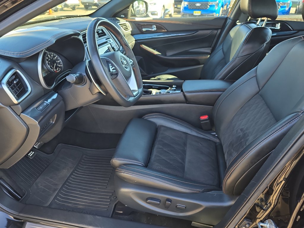 Used 2022 Nissan Maxima SR w/ Sport Mat Group image 15