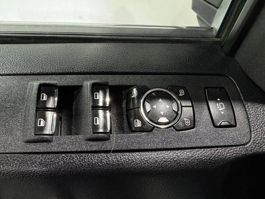 Used 2017 Ford F250 Platinum w/ Platinum Ultimate Package AWD/4WD image 18