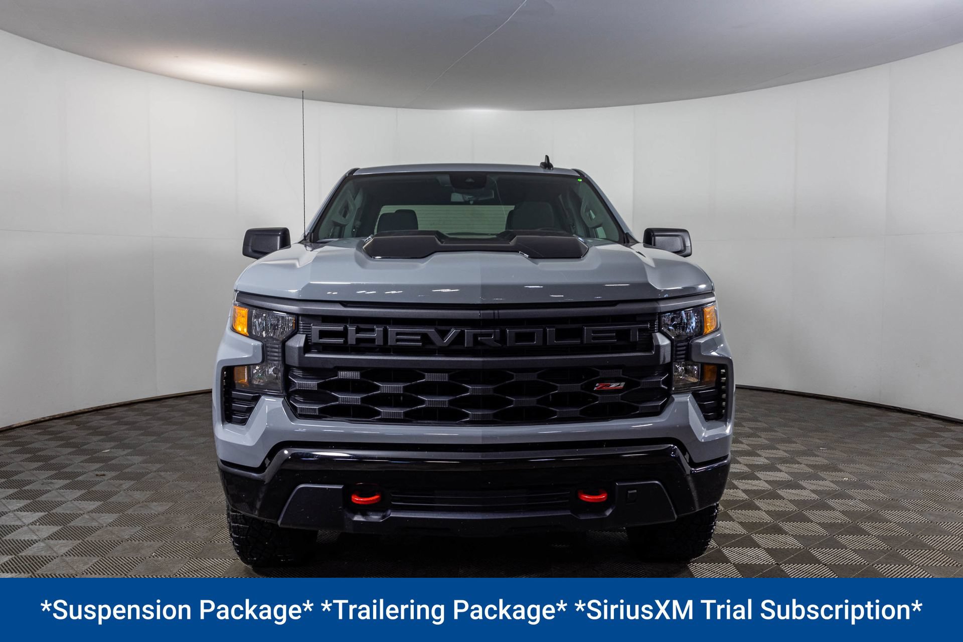 Used 2025 Chevrolet Silverado 1500 Custom Trail Boss AWD/4WD image 9