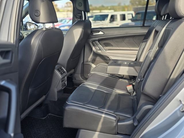Used 2020 Volkswagen Tiguan SEL Premium R-Line AWD/4WD image 18